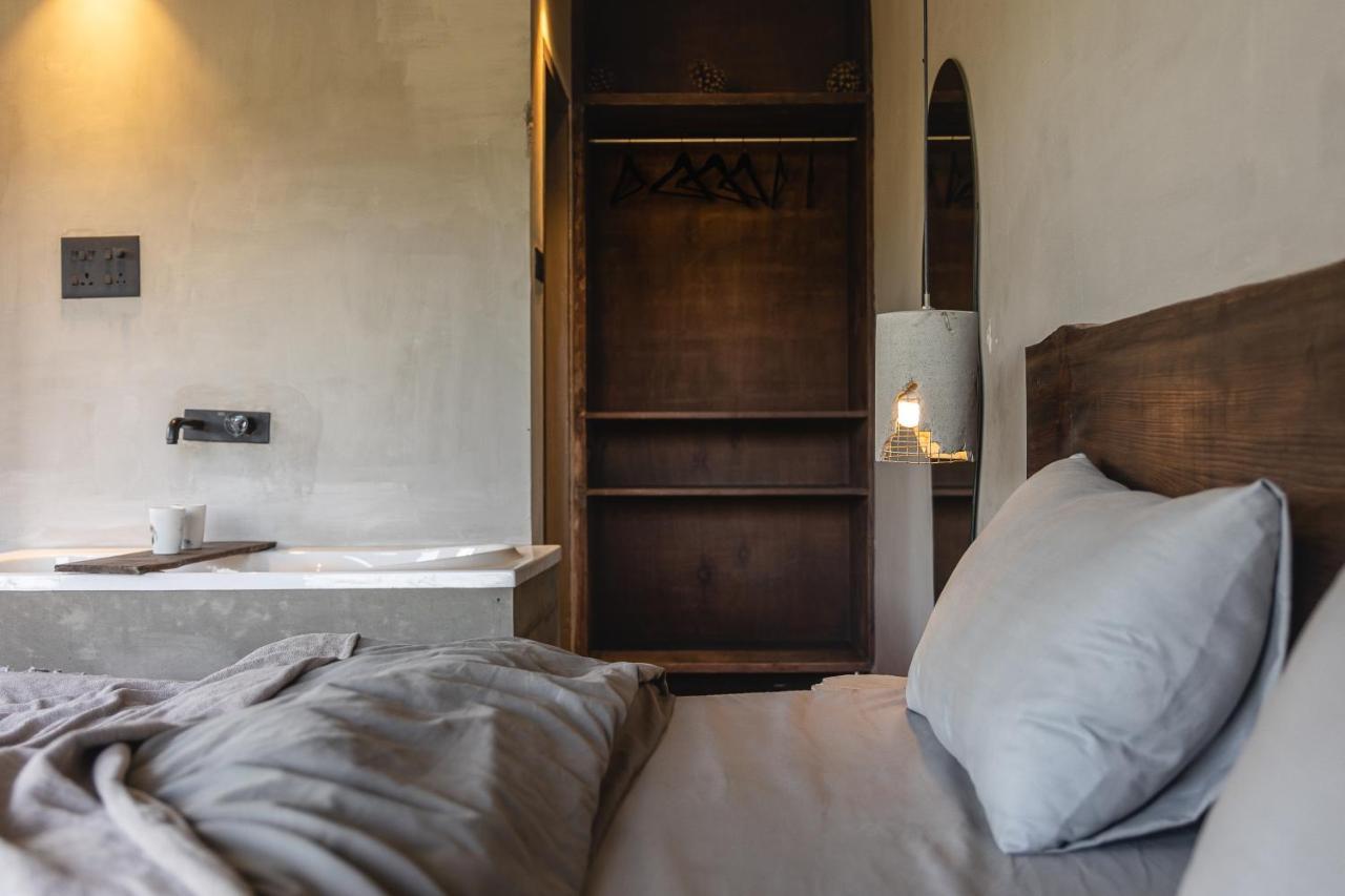 Ecstasy By Thhpsociety Bathtub Rooms Mukteshwar Bagian luar foto